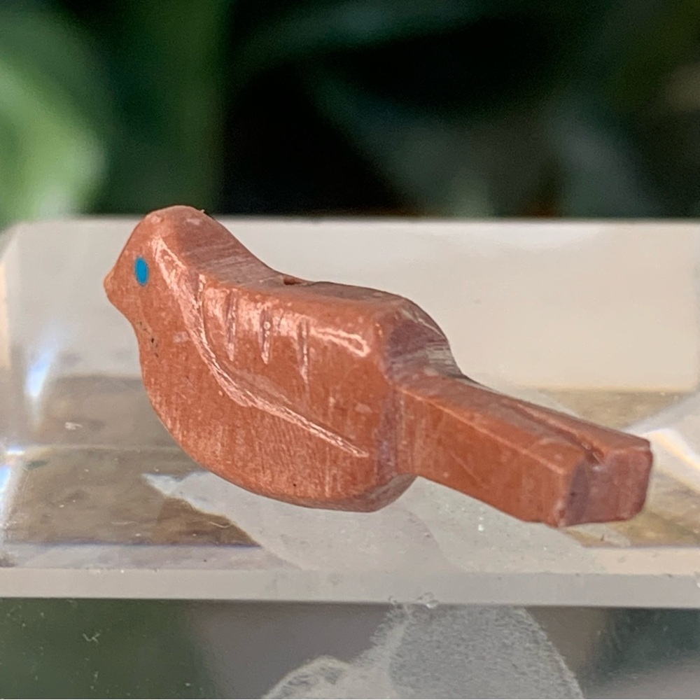 Zuni Style Bird Fetish Bead Drilled Pink Stone Native American Animal Carving 1" - Picture 6 of 13